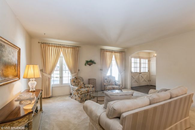 17258 Thornwood Dr, House other with 4 bedrooms, 3 bathrooms and 2 parking in South Holland IL | Image 5