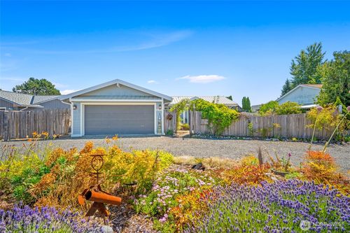 8142 Cowichan Rd, Blaine, WA, 98230-9566 | Card Image