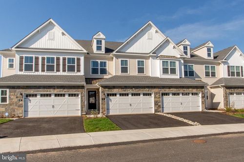 44 Parry Way, WARMINSTER, PA, 18974-2858 | Card Image