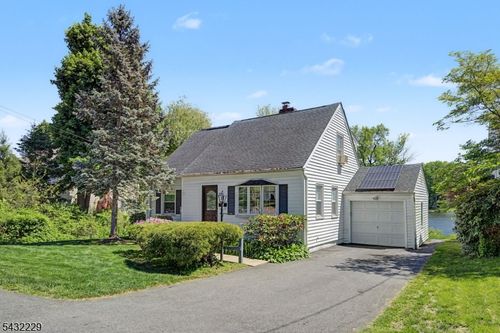 55 Intervale Rd, Parsippany, NJ, 07054 | Card Image