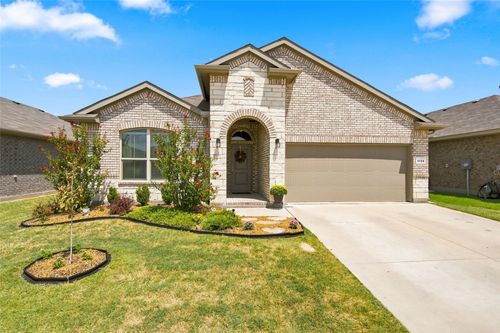1129 Blackhorse Trl, Justin, TX, 76247-2261 | Card Image