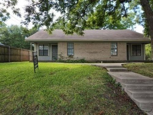 a-2203 Monroe St, Commerce, TX, 75428-3366 | Card Image