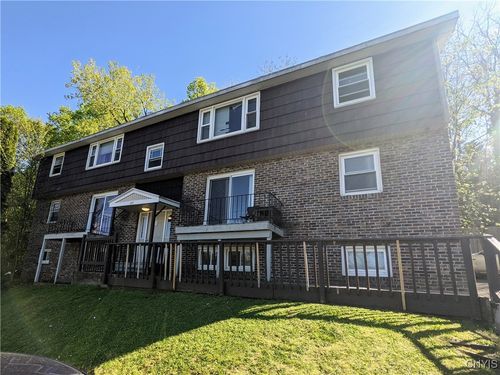 301 1st North St, Syracuse, NY, 13208-2961 | Card Image