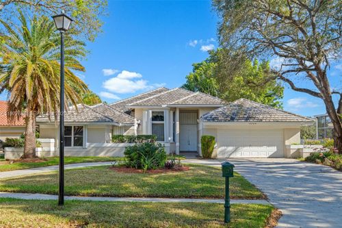 10784 Avenida Santa Ana, Boca Raton, FL, 33498 | Card Image