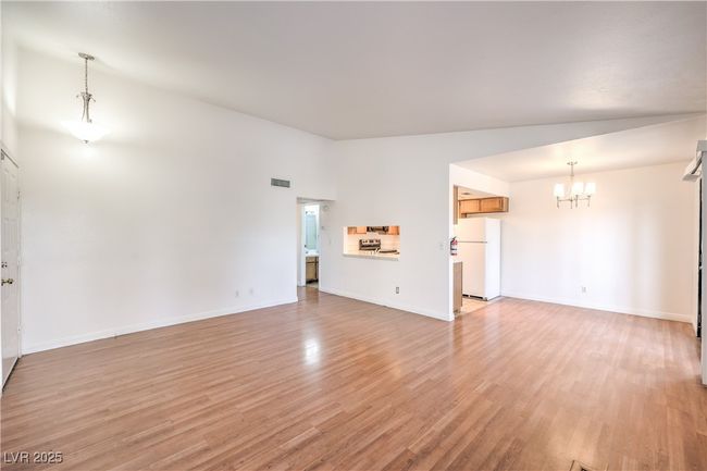 UNIT-202 - 5068 Jeffreys St, Condo with 2 bedrooms, 2 bathrooms and null parking in Las Vegas NV | Image 11