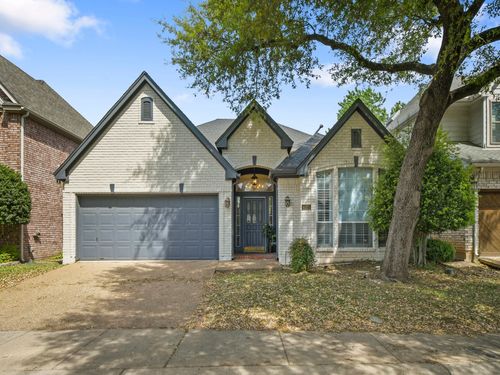 4025 Azure Ln, Addison, TX, 75001-3108 | Card Image