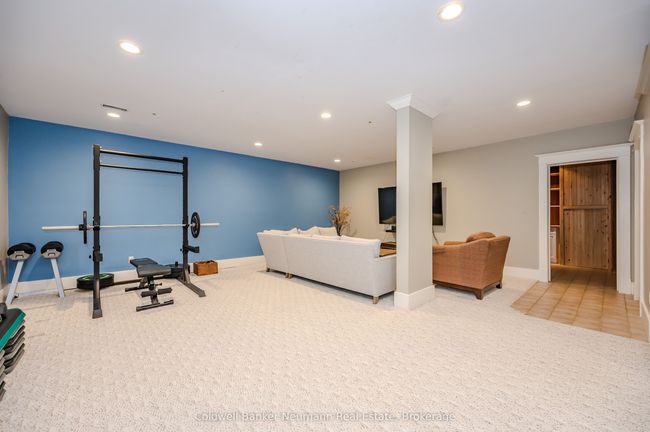 35 Queen St, House other with 7 bedrooms, 4 bathrooms and 2 parking in Guelph ON | Image 32