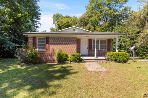 1818 Kinder Kare Dr, Macon, GA, 31217-4350 | Card Image