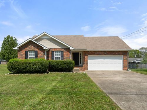 239 Moncrest Dr, Clarksville, TN, 37042-5263 | Card Image