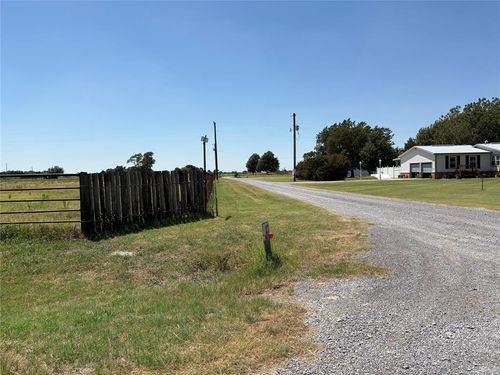 20584 N 2810 Rd, Kingfisher, OK, 73750-7109 | Card Image