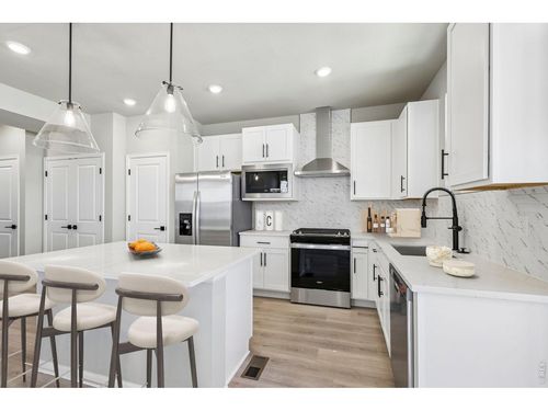 973 Rusty Blackbird Ln, Fort Collins, CO, 80524-9557 | Card Image