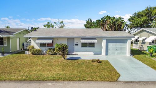 5309 Nw 49th Ave, Tamarac, FL, 33319-3203 | Card Image