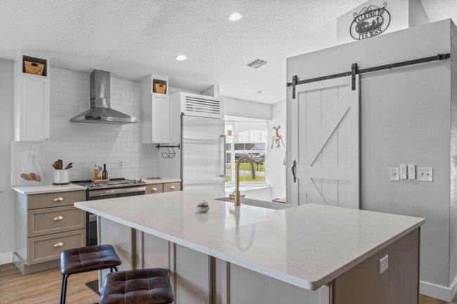 5814 Killarney Avenue, House other with 3 bedrooms, 2 bathrooms and null parking in Fort Pierce FL | Image 9