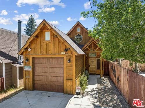 675 Elm St, Big Bear Lake, CA, 92315-2400 | Card Image