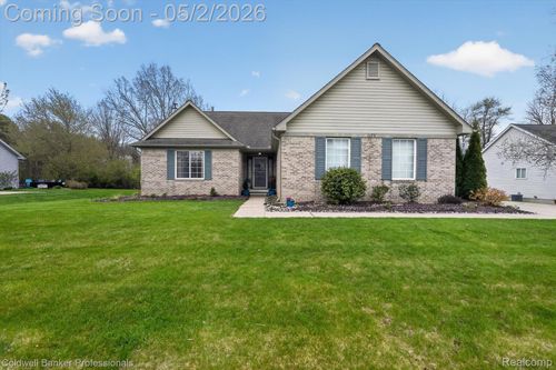 1175 Deer Creek Trl, Grand Blanc, MI, 48439-9264 | Card Image