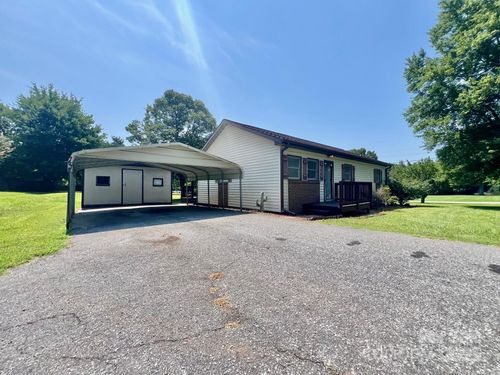 1678 Nelson Dr, Newton, NC, 28658-1515 | Card Image