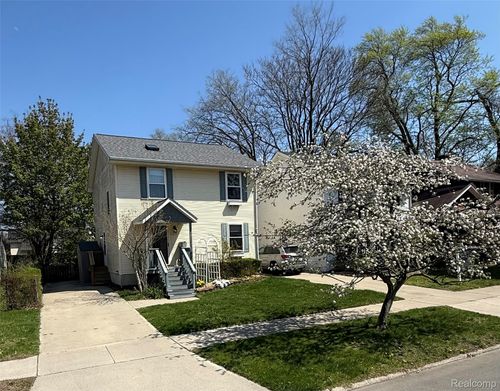 420 Stratford Rd, Ferndale, MI, 48220-2365 | Card Image