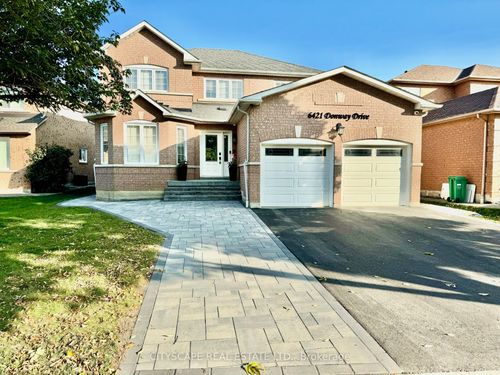6421 Donway Dr, Mississauga, ON, L5V1J4 | Card Image