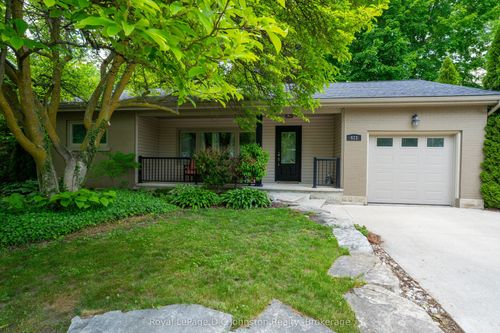 623 Louis St, Port Elgin, ON, N0H2C4 | Card Image