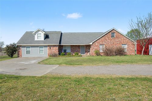 1921 S 64th St W, Muskogee, OK, 74401-8741 | Card Image