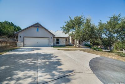 1192 Johnson Rd, House other with 3 bedrooms, 2 bathrooms and null parking in Canyon Lake TX | Image 2