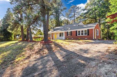 1680 S Crater Road, House other with 5 bedrooms, 3 bathrooms and null parking in Petersburg VA | Image 2