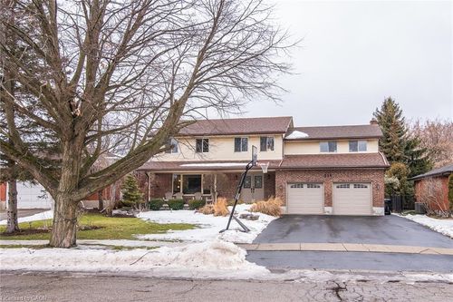 354 Forestlawn Rd, Waterloo, ON, N2K3A5 | Card Image