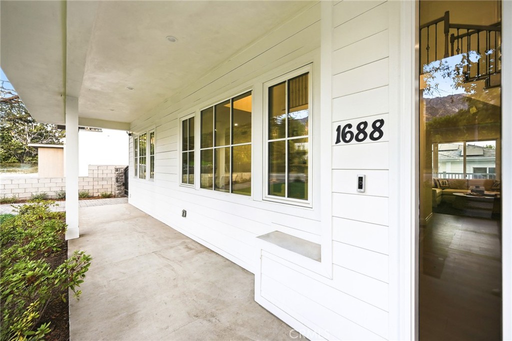 Residential in Altadena 5