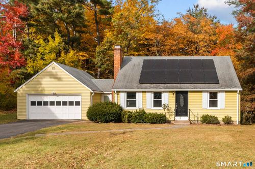 404 Woodland St, Windsor Locks, CT, 06096-1606 | Card Image