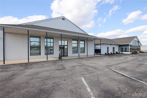 4095 N Service Rd W, Sullivan, MO, 63080-2863 | Card Image