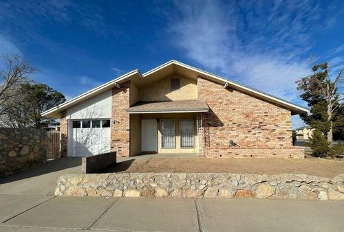 1901 Lee Elder Dr, El Paso, TX, 79936-3513 | Card Image