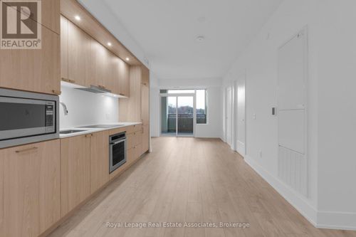 611-259 The Kingsway, Etobicoke, ON, M9A5A3 | Card Image