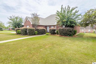 101 Curry Creek Court, House other with 3 bedrooms, 2 bathrooms and null parking in Calhoun LA | Image 2