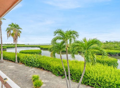 9860 Leeward Ave, Key Largo, FL, 33037-2306 | Card Image