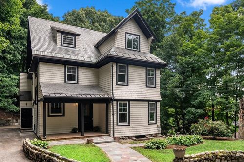 3-136 Academy Hill Rd, Boston, MA, 02135-3906 | Card Image