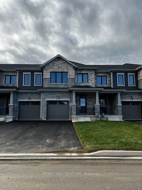 315 Vanilla Trail, Thorold, ON, L2V0K8 | Card Image