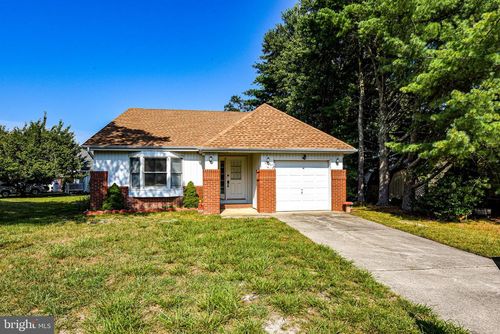 23 Cedar Ave, Manahawkin, NJ, 08050-1538 | Card Image