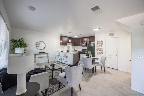 6-217 Westlake Dr, San Marcos, CA, 92069 | Card Image