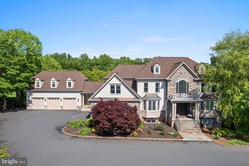 19109 Peale Ln, LEESBURG, VA, 20175-6865 | Card Image