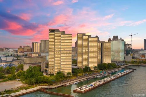 9a-1001 W Jefferson Ave, Detroit, MI, 48226-4508 | Card Image