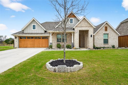 215 Frio Dr, Waxahachie, TX, 75165-2398 | Card Image