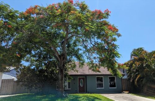 2394 Zeder Ave, Delray Beach, FL, 33444-8117 | Card Image