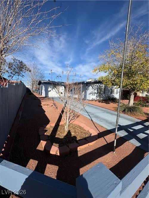 4622 Scott Ave, Las Vegas, NV, 89102-8015 | Card Image