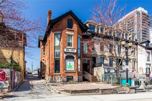 38 Hess Street S, Hamilton, ON, L8P3N1 | Card Image