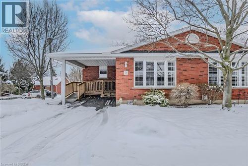 14-229 Lynden Road, Brantford, ON, N3R9A7 | Card Image