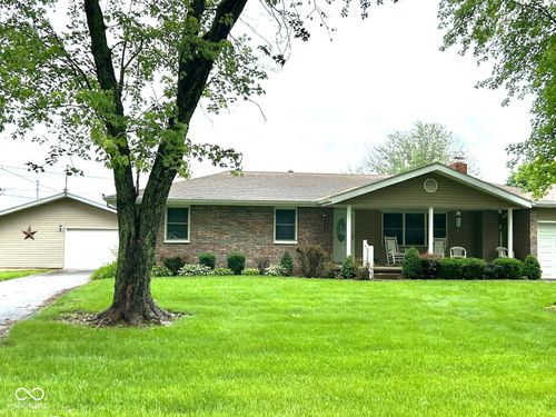 704 Gatewood Dr, Westport, IN, 47283-9786 | Card Image