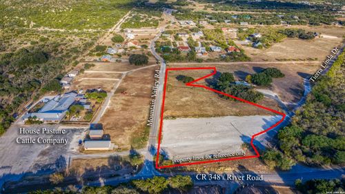 3022 County Road 348, Concan, TX, 78838 | Card Image
