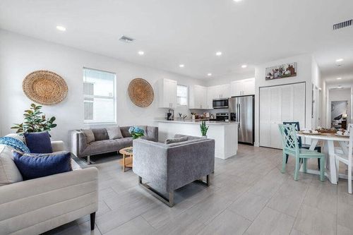 2677 Hiawatha Avenue, West Palm Beach, FL, 33409 | Card Image