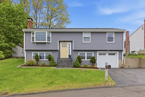 66 Phillips Cir, Waltham, MA, 02452-8047 | Card Image