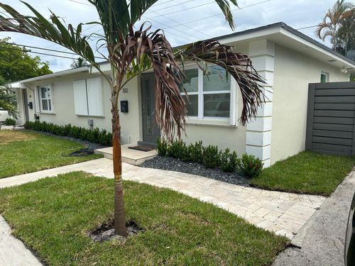 300 Central Dr, West Palm Beach, FL, 33405-2302 | Card Image